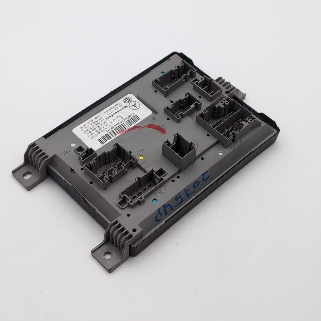 2019 2020 2021 MERCEDES C300 W205 REAR TRUNK SAM CONTROL MODULE UNIT A2059007037