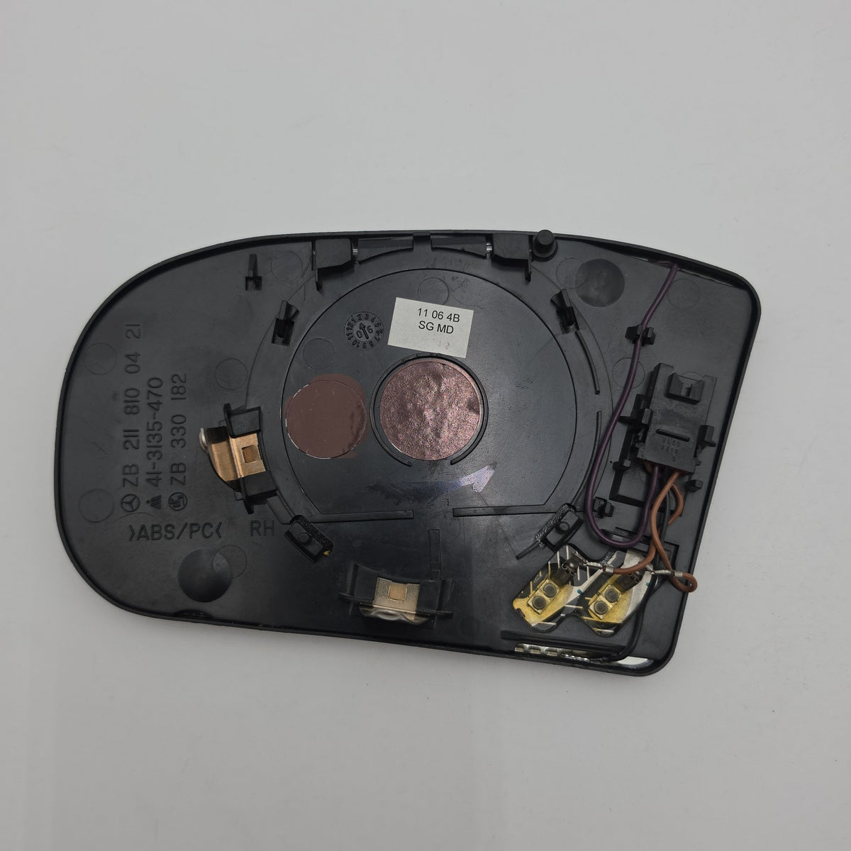 2003 - 2006 Mercedes E-Class W211 Right Side Mirror Glass Auto Dim 2118100421