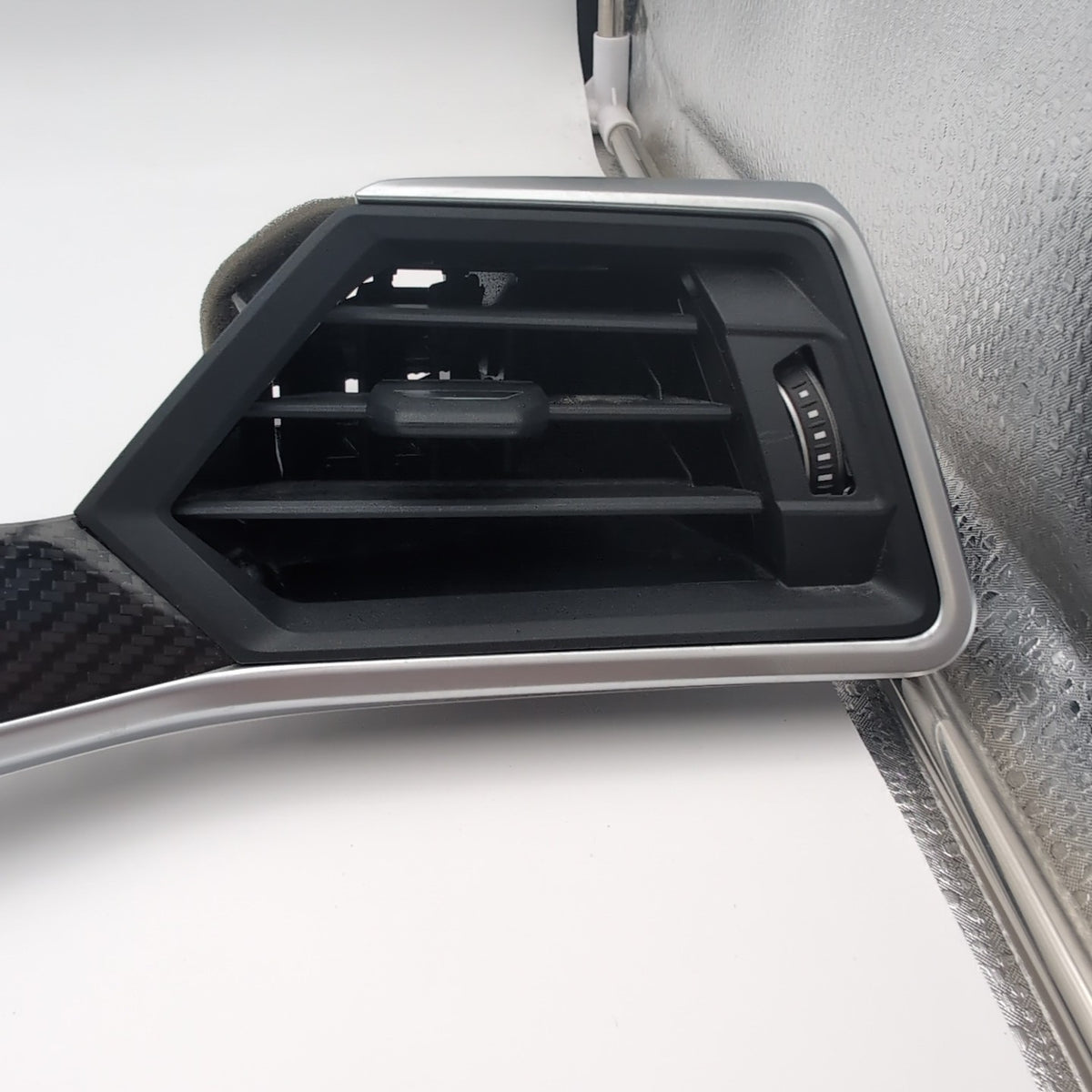 2022- 2025 BMW M2 G87 i4 G26 M3 G80 Center Dash Air Vent Carbon Trim 9503704