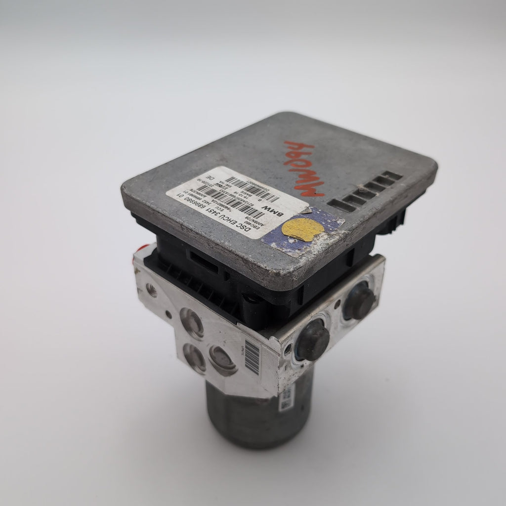 2016 - 2021 BMW 540i ABS Anti Lock Brake Pump Control Unit 6896980