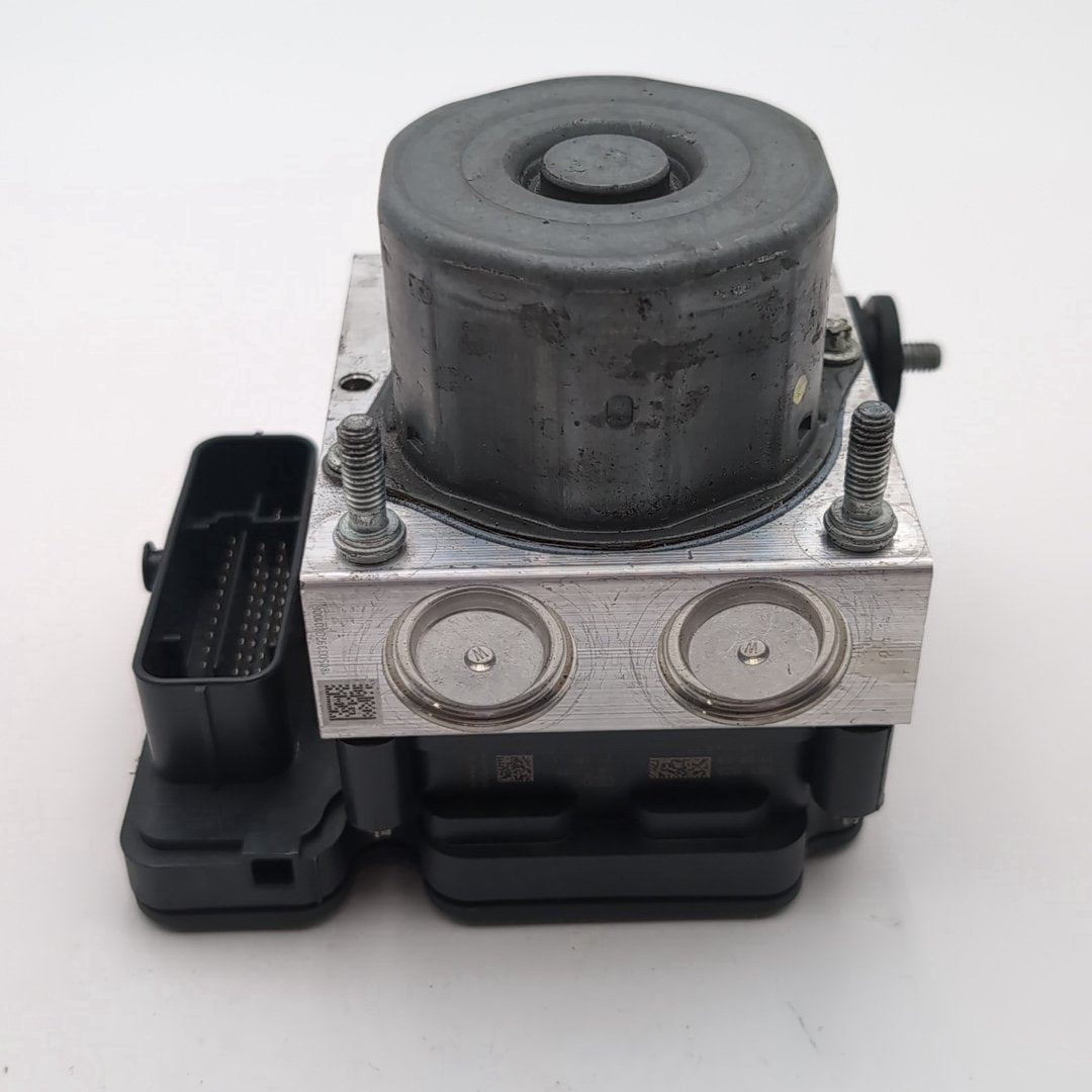 2021 2022 2023 Nissan Kicks 1.6L ABS Anti Lock Brake Pump Control 476605R00A
