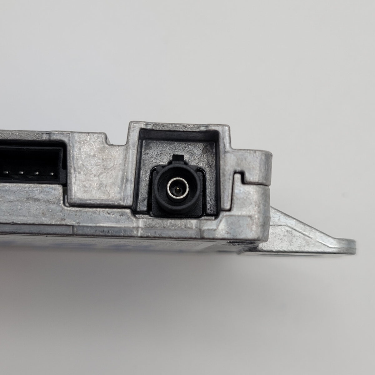 2019 - 2022 BMW 3 5 7 Series G20 G30 G12 X3 X4 X5 LTE Compensator Module 8735008