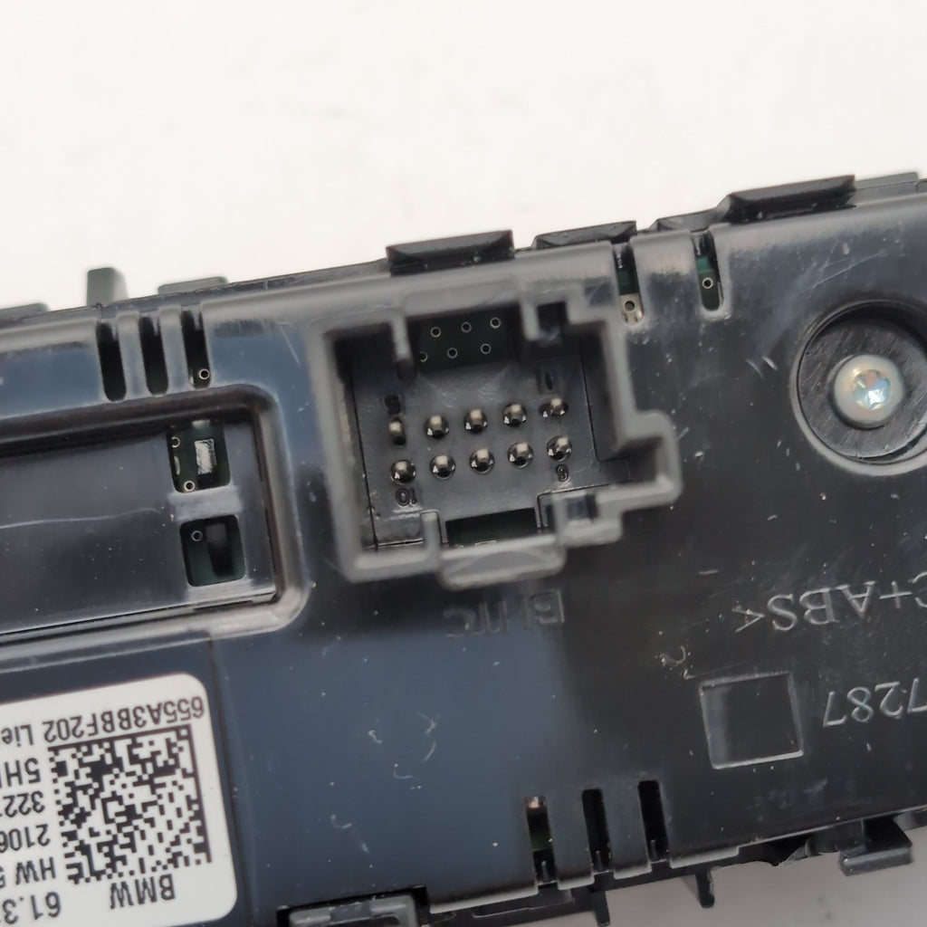 2021 - 2024 BMW X3 X4 Rear AC Heater Climate Control Unit 5A3BBF2