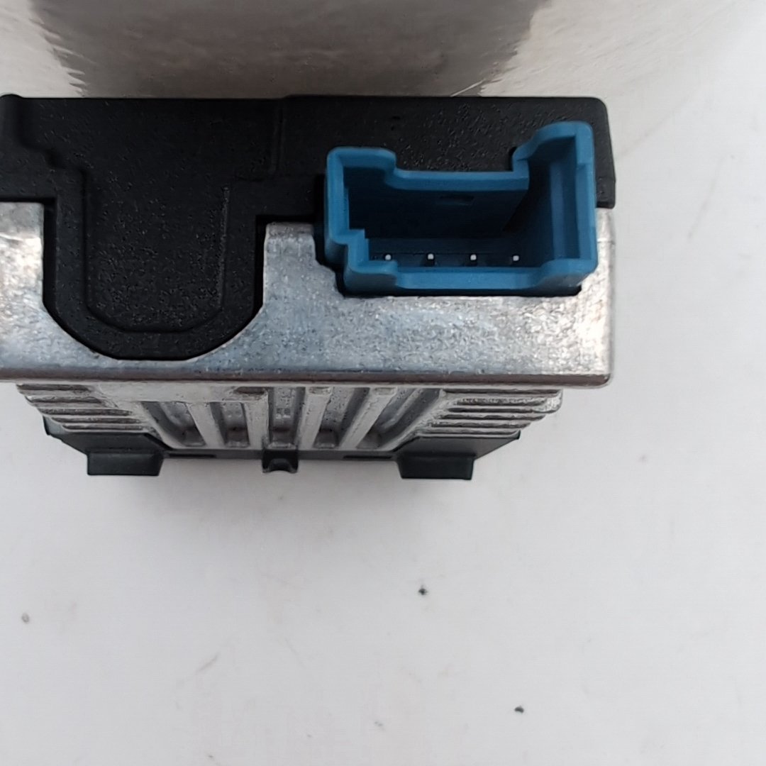 2025 2026 BMW X5 USB Bush Single Socket Port 5B51C72