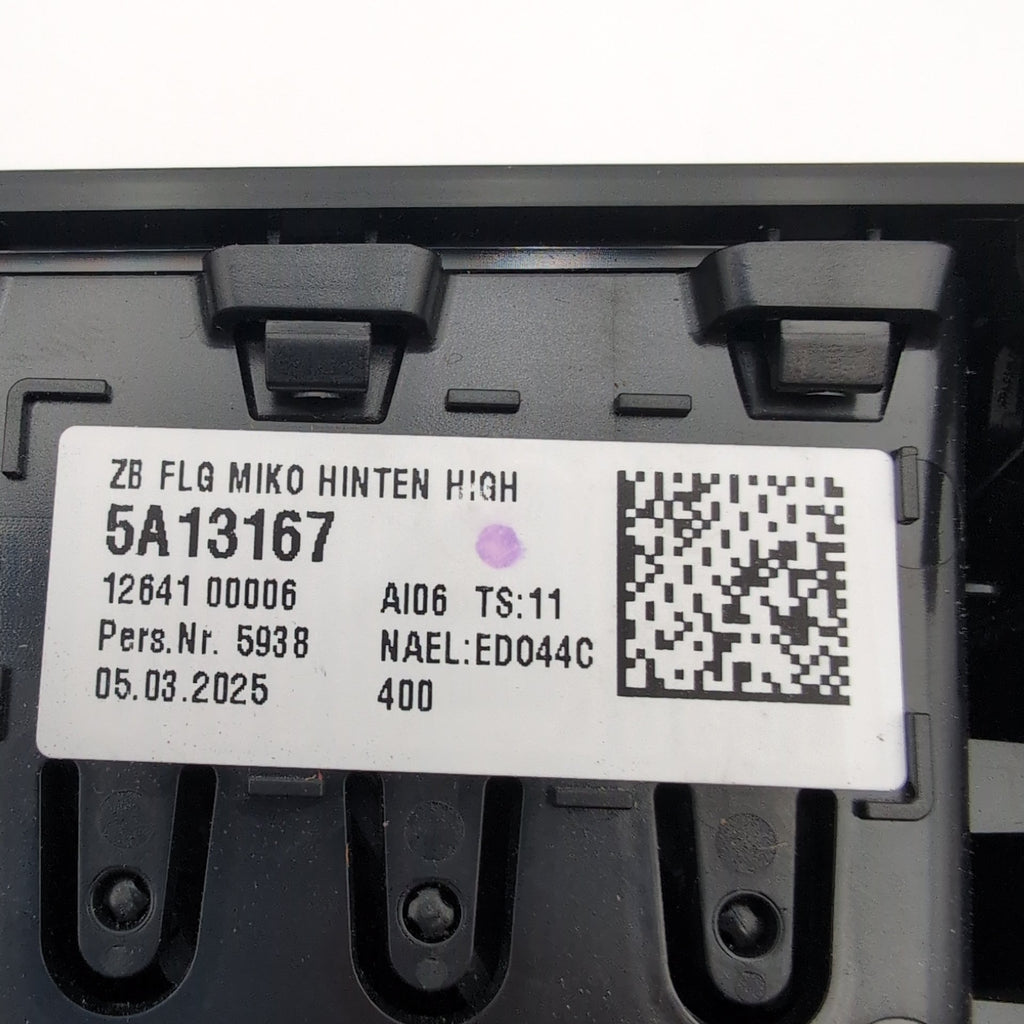 2024 2025 2026 BMW i5 530i 540i G60 Sedan Rear Dash AC Air Vent 5A13167