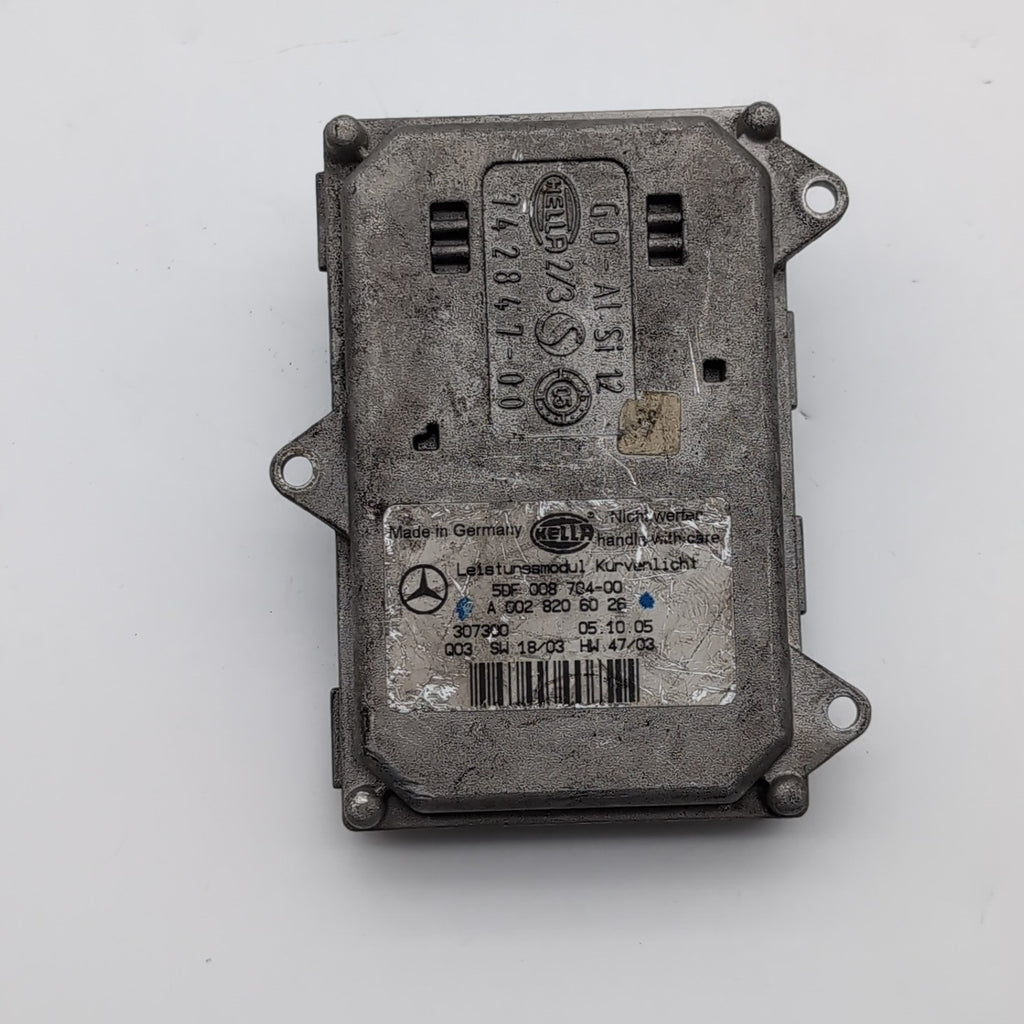 2003- 2006 Mercedes W219 CLS500 Headlight Xenon HID Ballast A0028206026