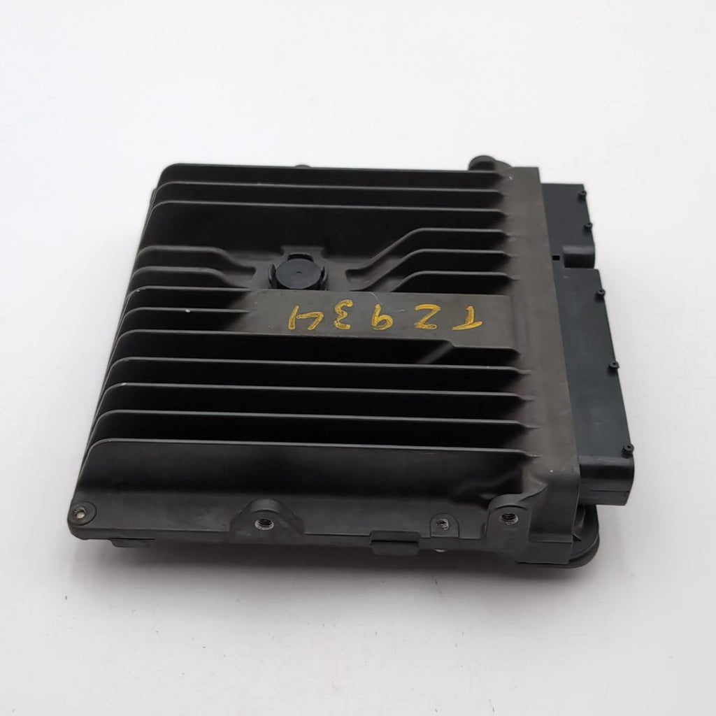 2017 Toyota Sienna 3.5L AWD Engine Computer Control Module ECU 89661-08444
