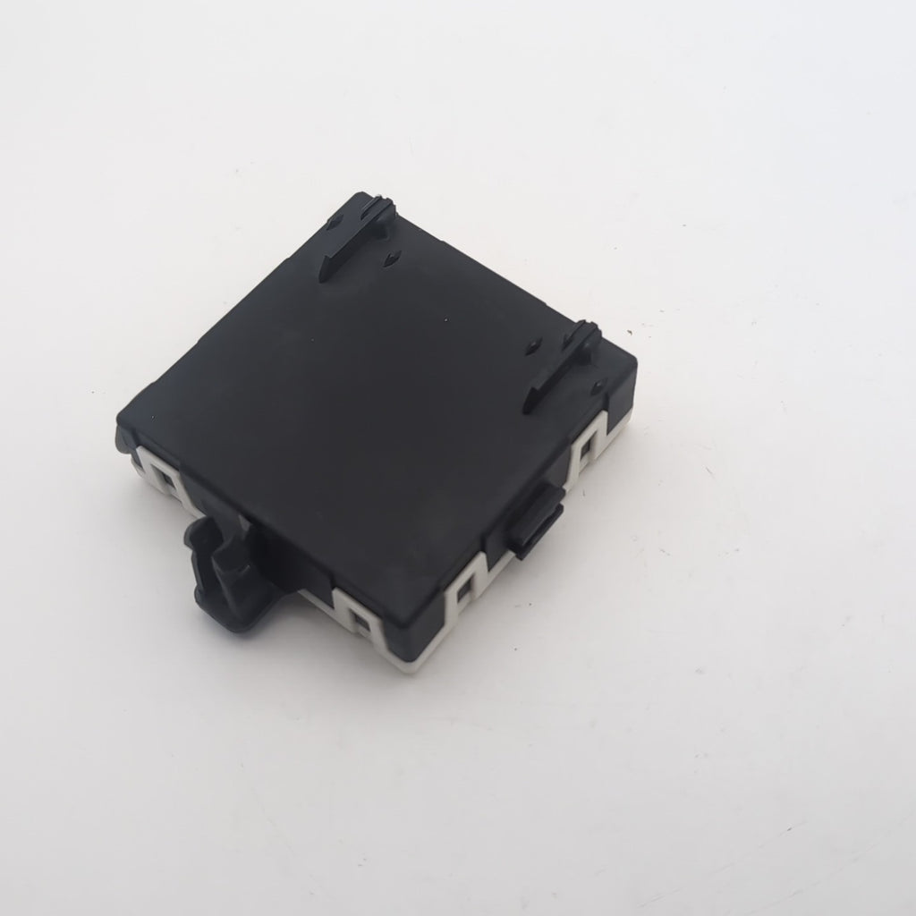 2015 - 2021 MERCEDES C300 W205 FRONT LEFT DOOR CONTROL MODULE OEM A2229001414