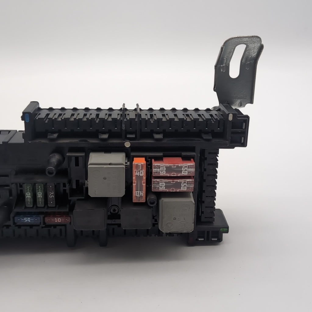 10-13 Mercedes W212 E350 4MATIC Rear Fuse Junction Box SAM Relay Control Module