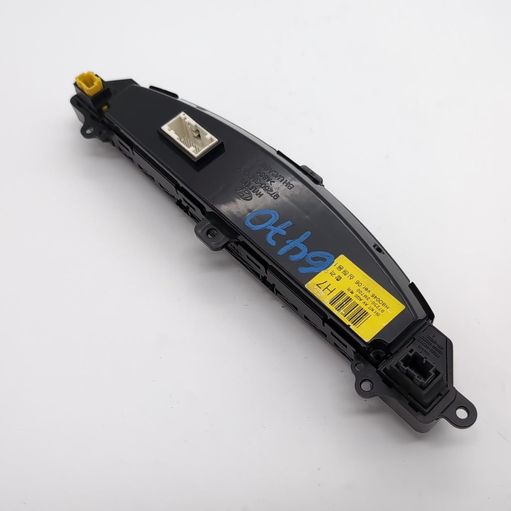 2009 2010 2011 2012 2013 2014 HYUNDAI GENESIS AC Control OEM 972503M700