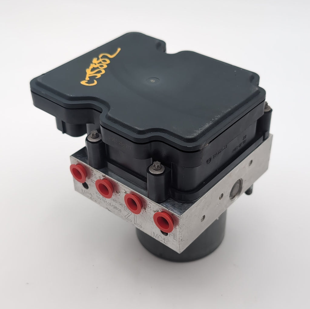 2018 2019 2020 Toyota Camry ABS Anti Lock Brake Pump Control Unit 44540-06290