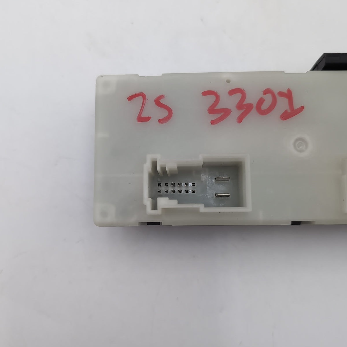 2021 - 2026 BMW G20 G30 M3 X3 X6 X6M Rear Liftgate Trunk Lid Control Module