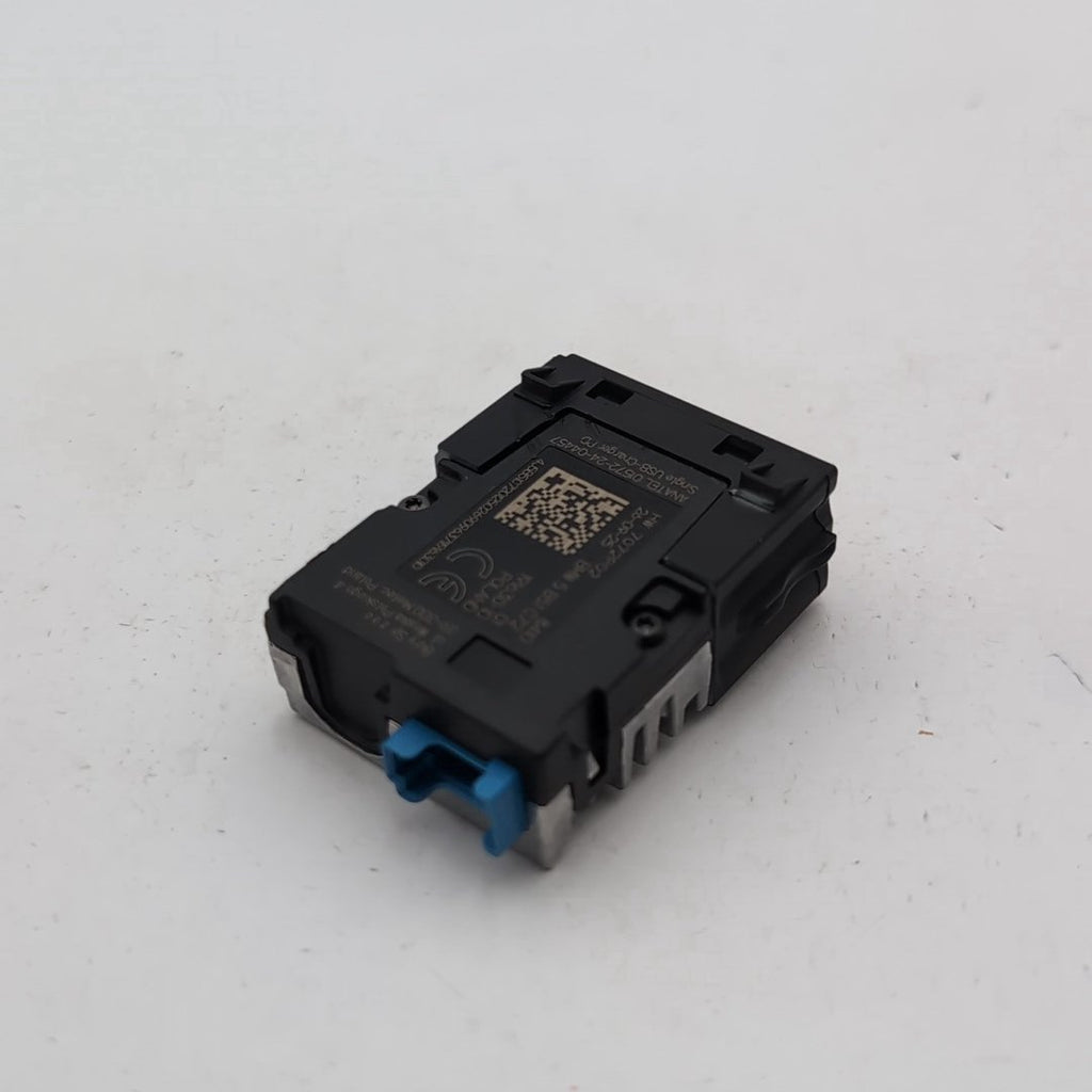2025 2026 BMW X5 USB Bush Single Socket Port 5B51C72