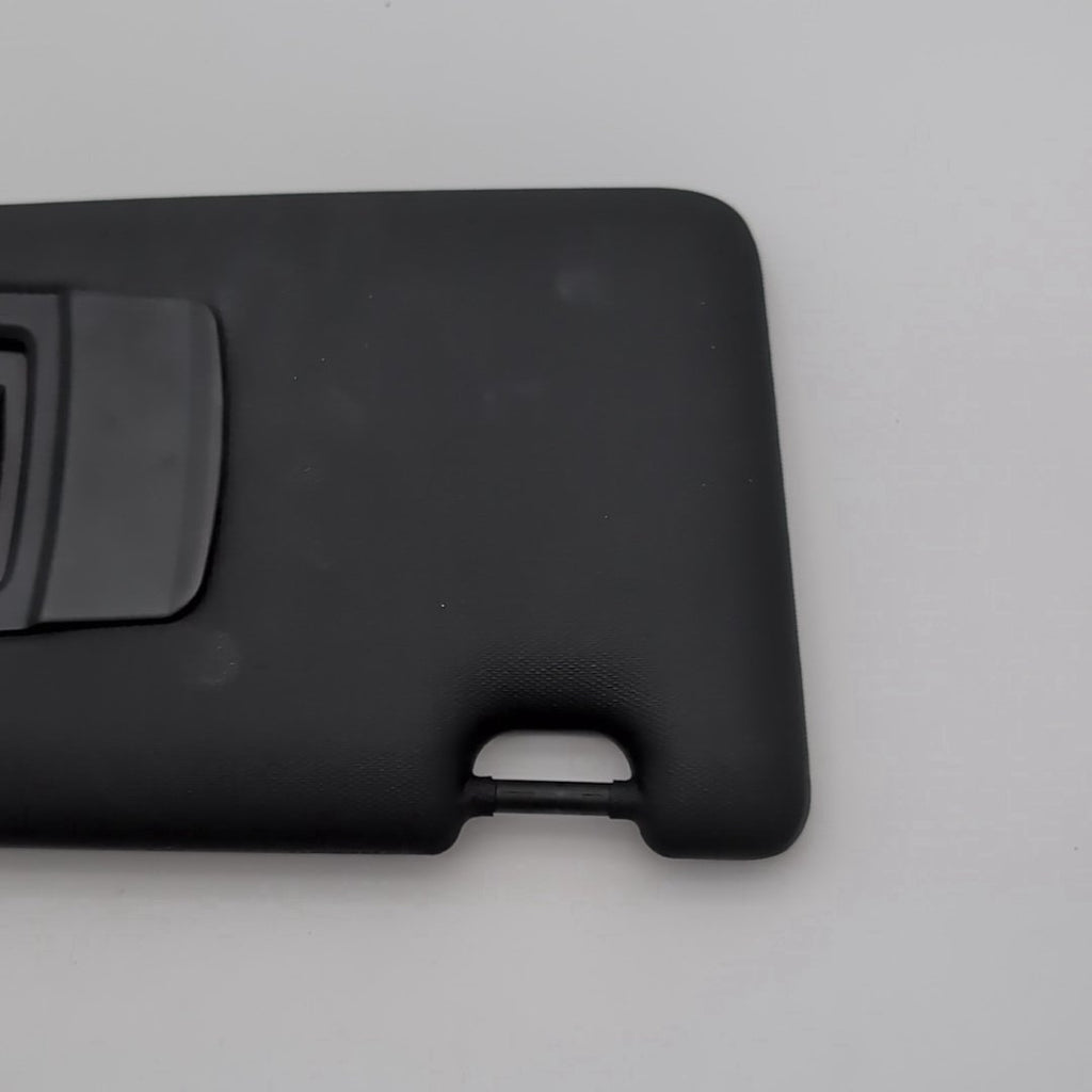 2024 2025 2026 BMW 540i 530i 550e G60 Left Right Sun Visor Set 9501368 9501367