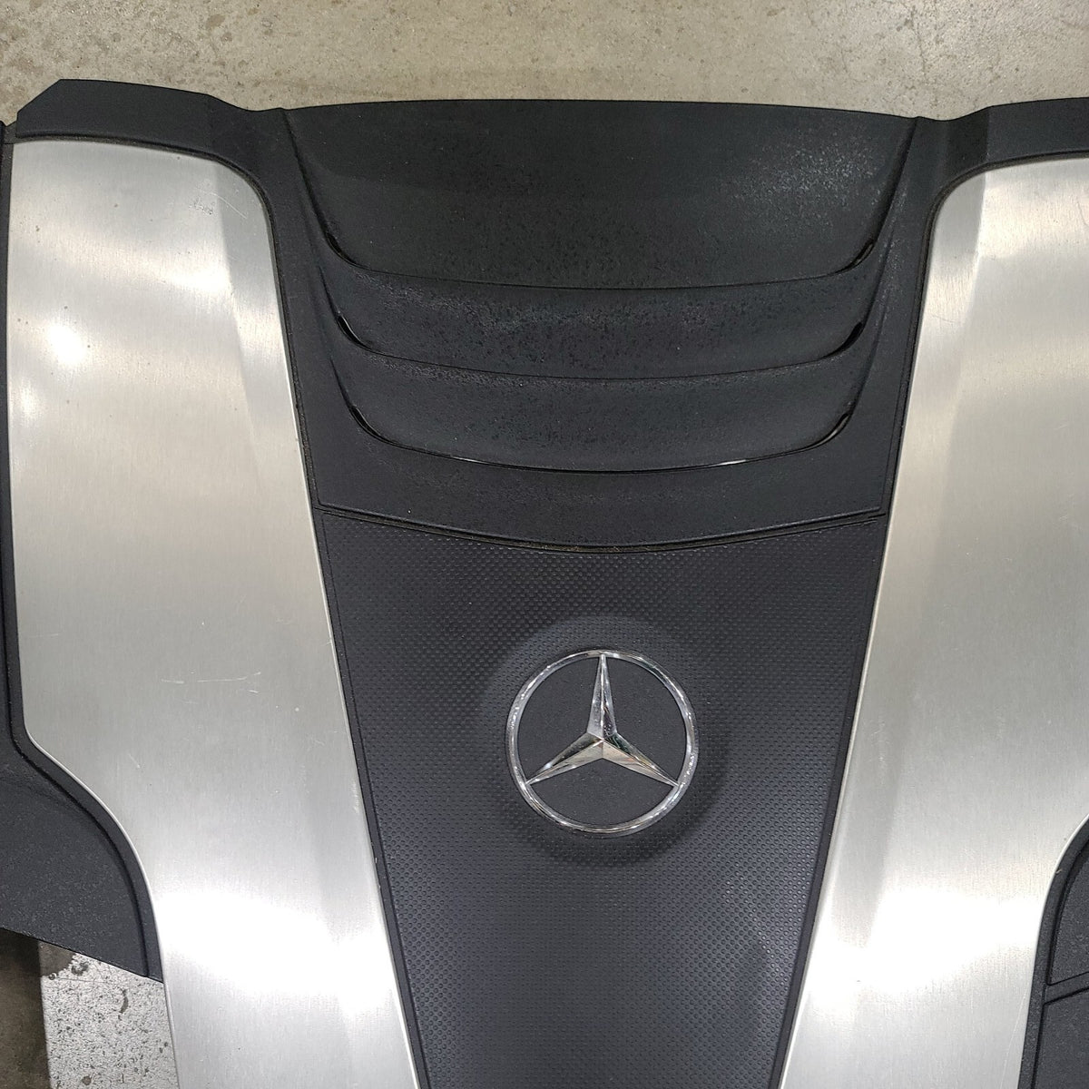 Fits Mercedes Benz E Class W212 Engine Cover A6420102811
