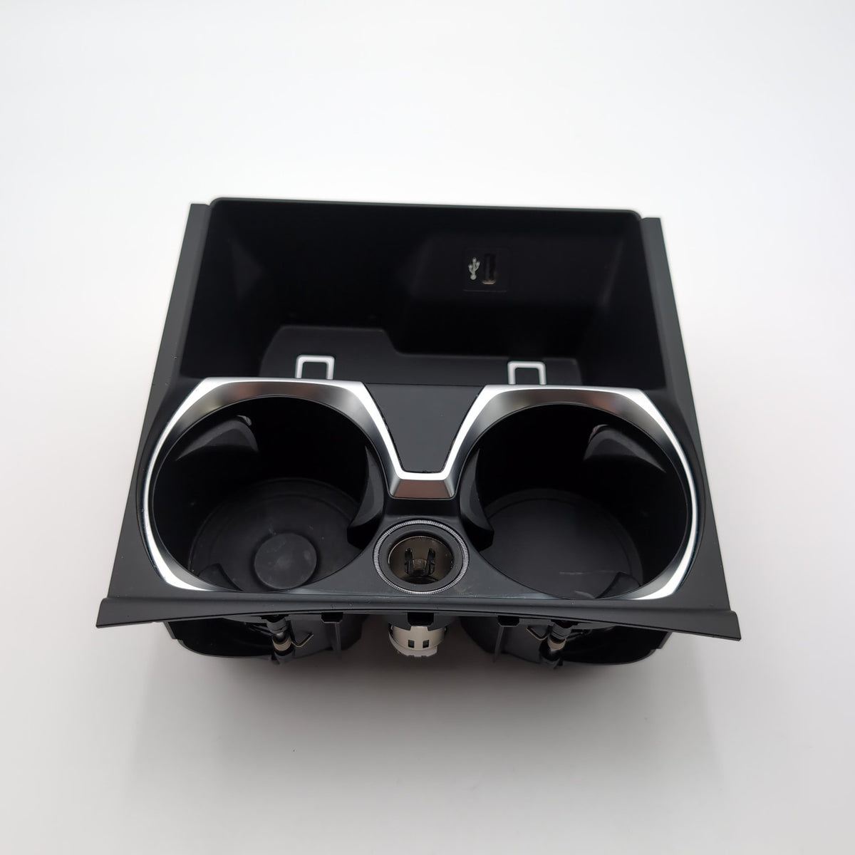 2016 2017 2018 2019 BMW 740i 750i G12 Front Center Console Cup Holder 9302629
