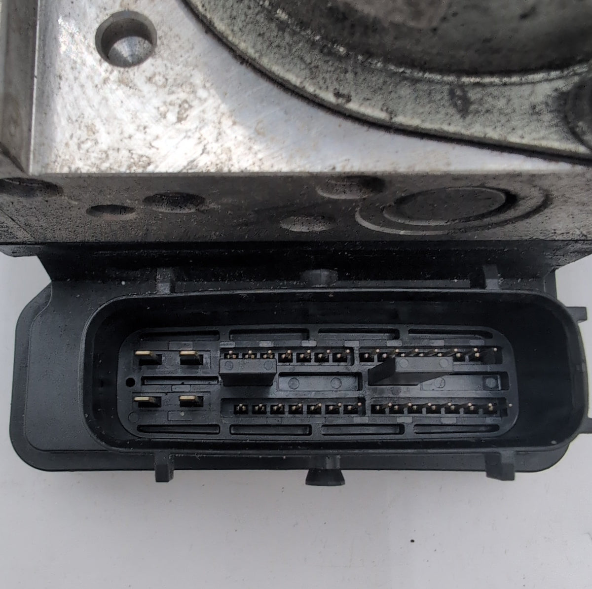 2011- 2014 Nissan Juke 1.6L ABS Anti Lock Brake Pump Control Unit 476601KC3B