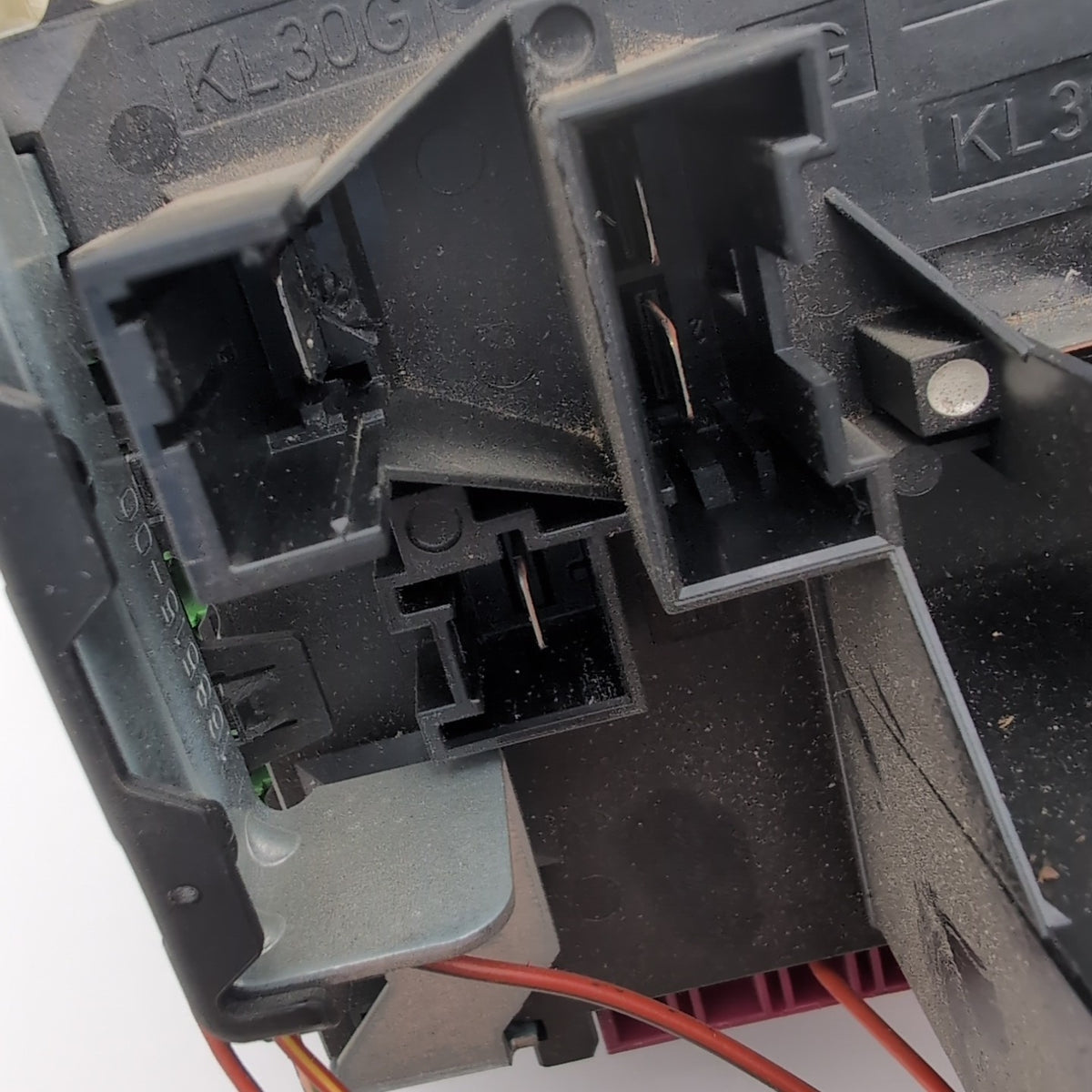 2010- 2018 Mercedes W212 E350 W218 CLS550 Rear SAM Fuse Box Relay Control Unit