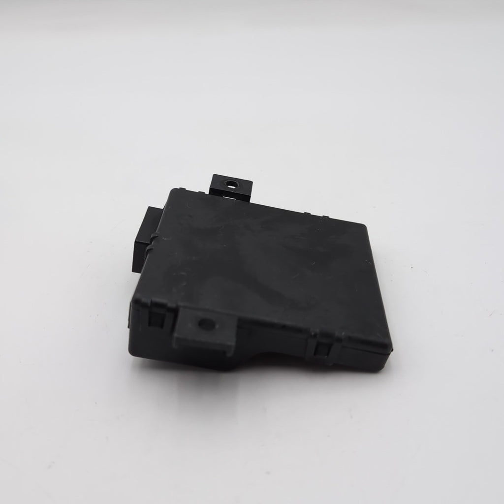 2007- 2015 AUDI Q7 GATEWAY INTERFACE CONTROL MODULE 4F0907468M OEM