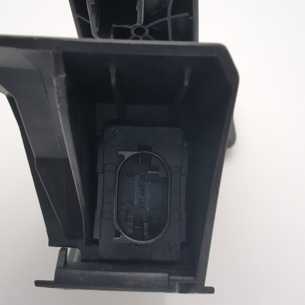 2016 - 2025 BMW i3 i3s i4 I01 G26 Hybrid Gas Accelerator Pedal 6889819