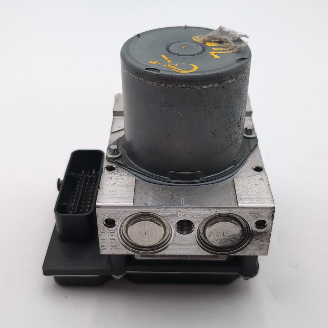 2012 - 2016 Mercedes W212 E350 ABS Anti Lock Brake Pump A2124313512