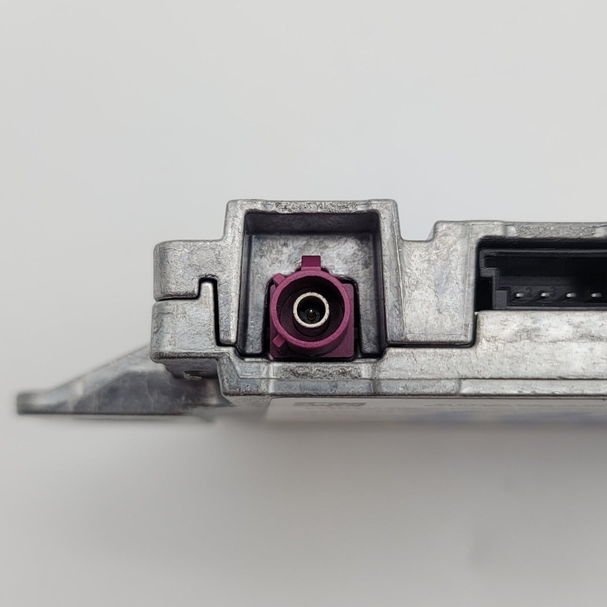 2019 - 2022 BMW 3 5 7 Series G20 G30 G12 X3 X4 X5 LTE Compensator Module 8735008