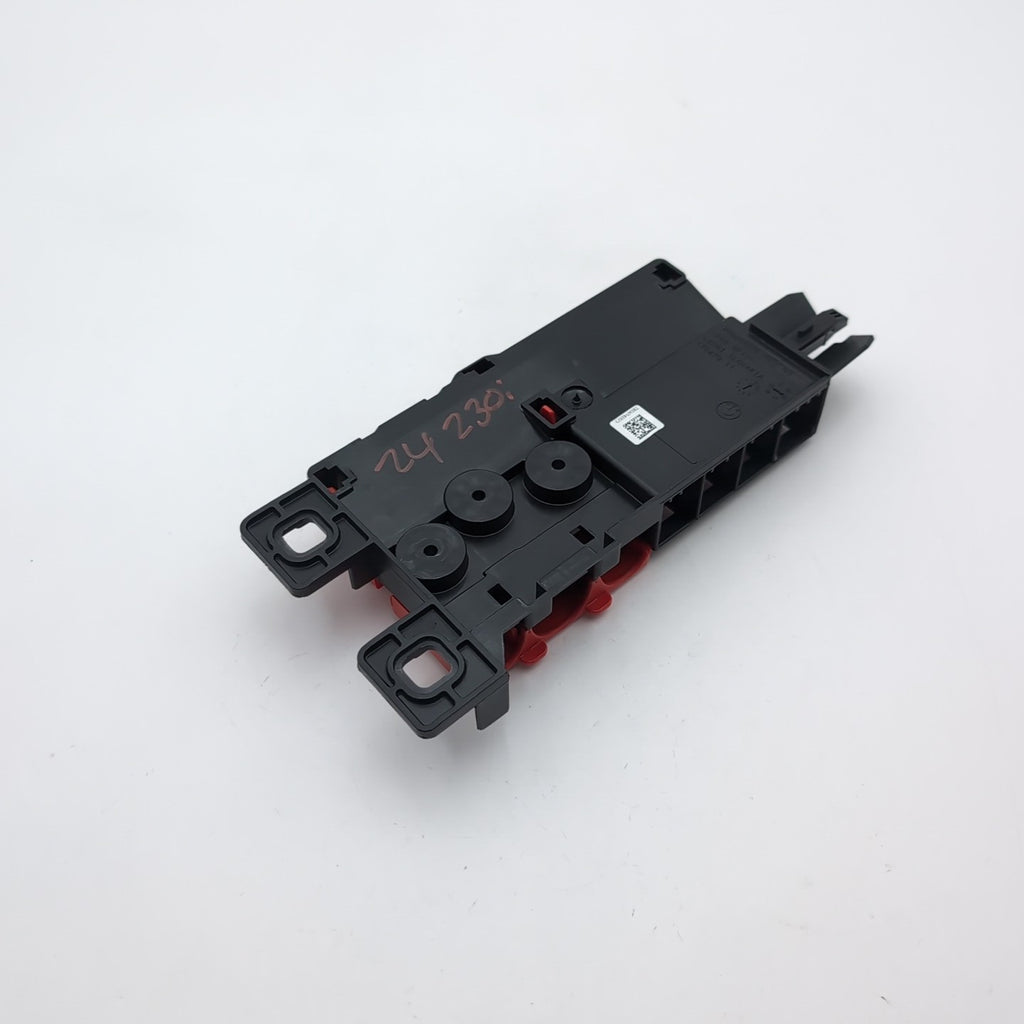 2024 BMW 230i Control Module Battery Power Convertible 8795901-05 OEM