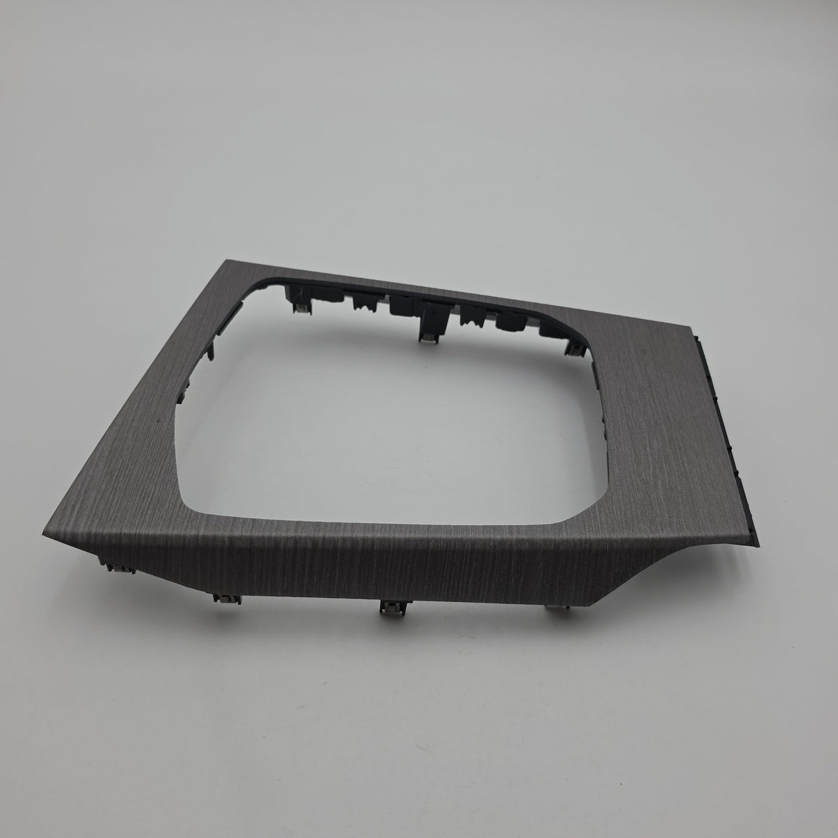 2024 - 2026 BMW 330i G20 G22 G26 Center Console Fineline Open Pore Wood Trim