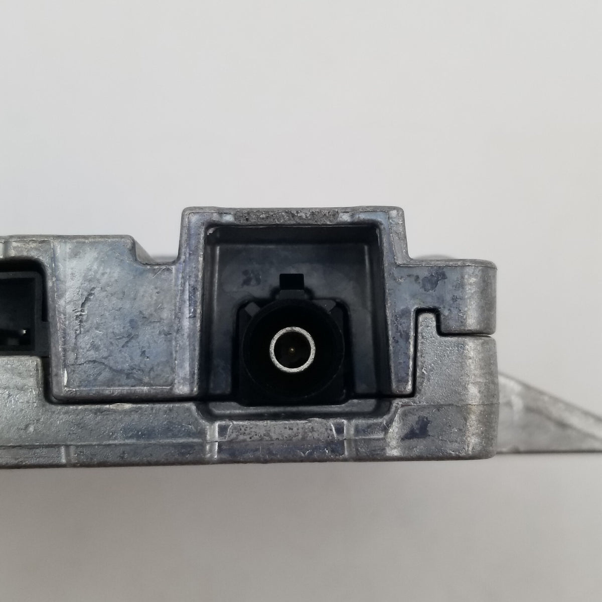 2019 - 2022 BMW 3 5 7 Series G20 G30 G12 X3 X4 X5 LTE Compensator Module 8735008
