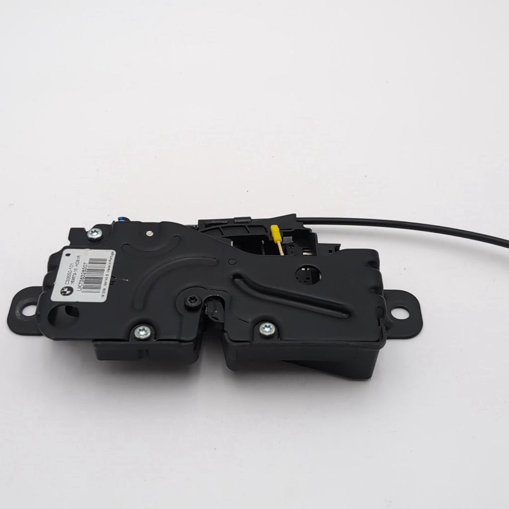 2019 - 2025 BMW 330xi G20 G22 G80 G82 Trunk Liftgate Lock Latch Striker 7383283