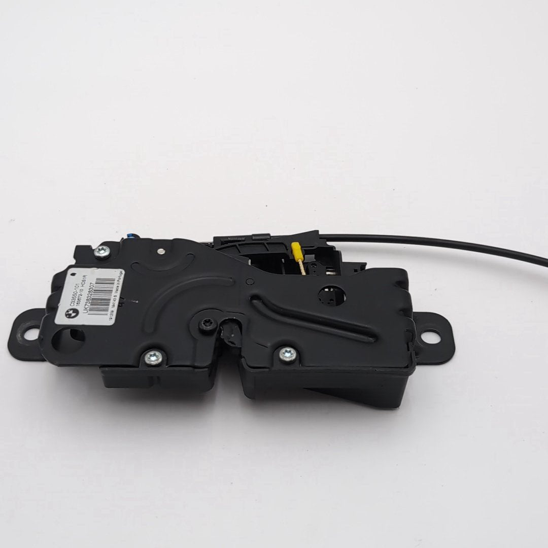 2019 - 2025 BMW 330xi G20 G22 G80 G82 Trunk Liftgate Lock Latch Striker 7383283