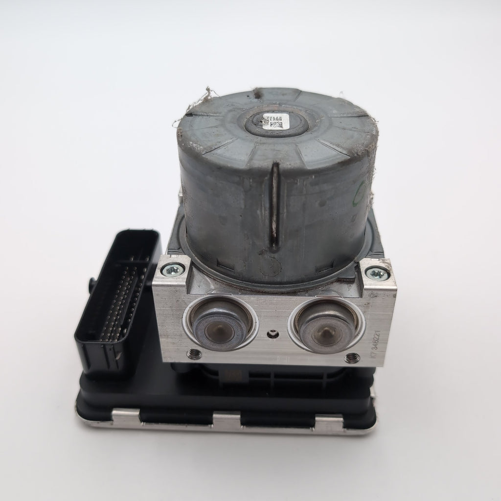 2020 2021 2022 2023 Mazda CX30 2.5L ABS Anti Lock Brake Pump DGJ1437A0