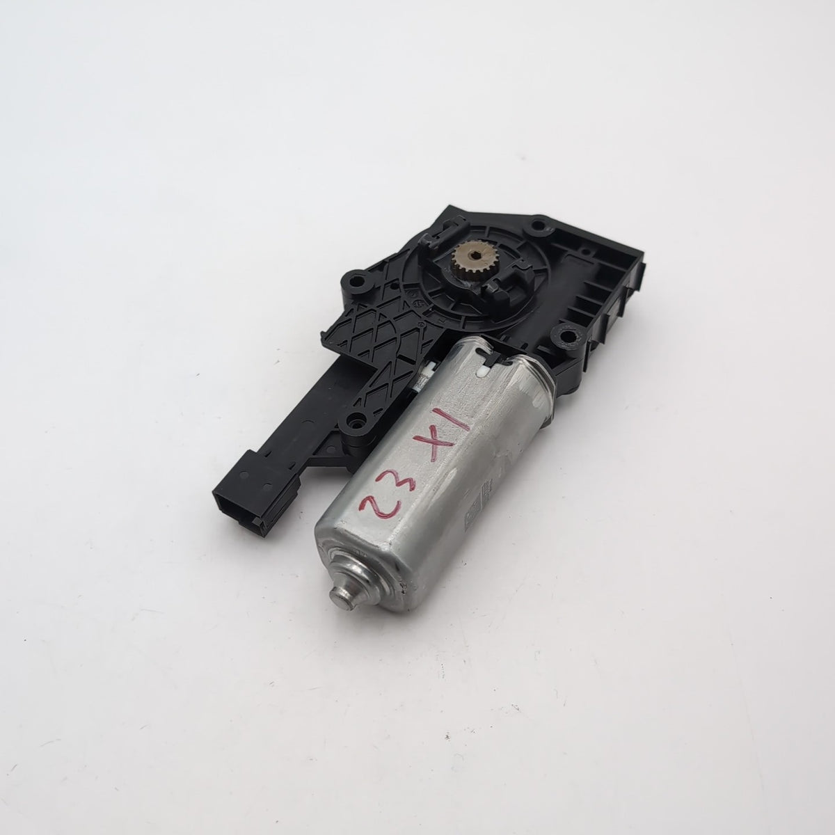 2023 2024 2025 BMW X1 U11 Panoramic Sunroof Power Sun Shade Motor OEM 9854524