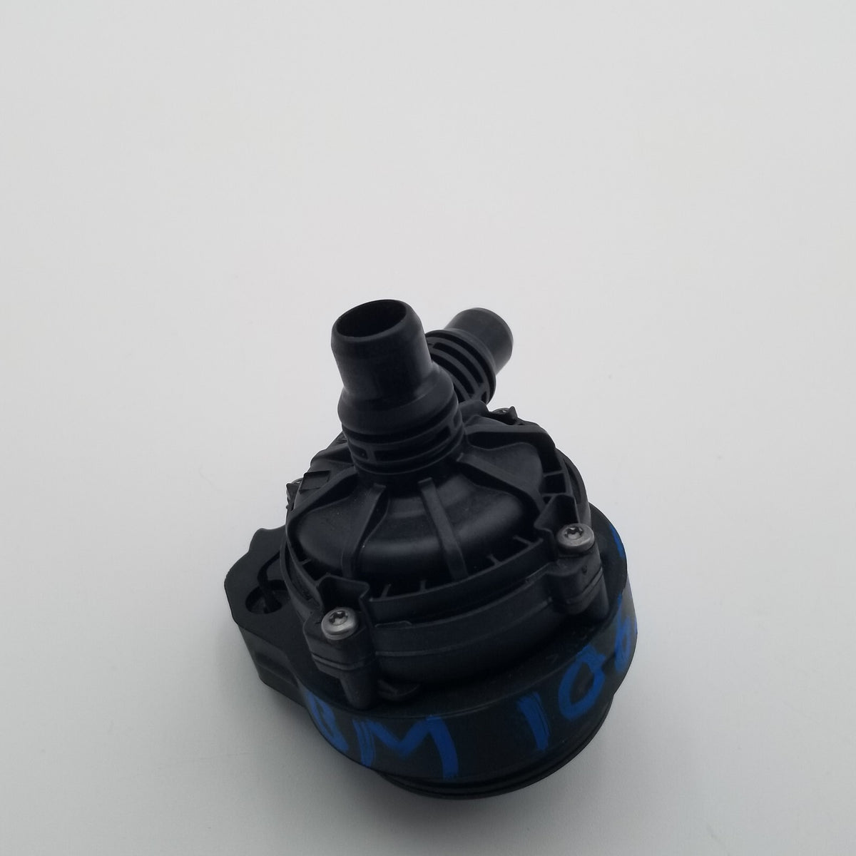 2023 2024 BMW X1 U11 AUXILIARY COOLANT WATER PUMP