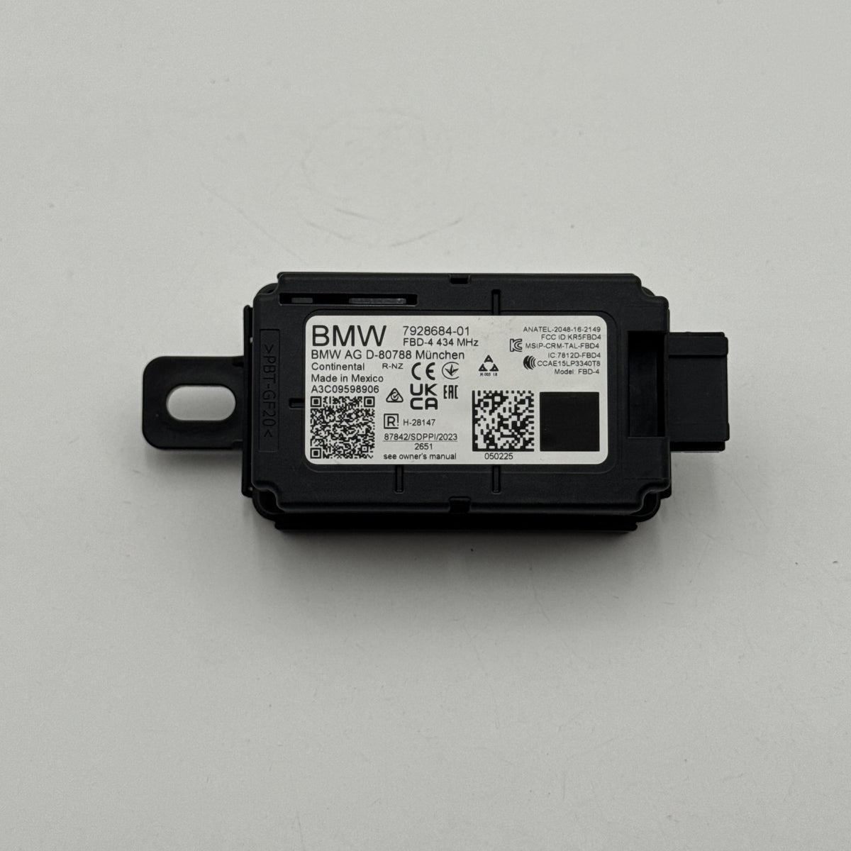 2024 - 2026 BMW G20 G22 G26 G60 X3 X5 X6 X7 Radio Remote Receiver Control Module
