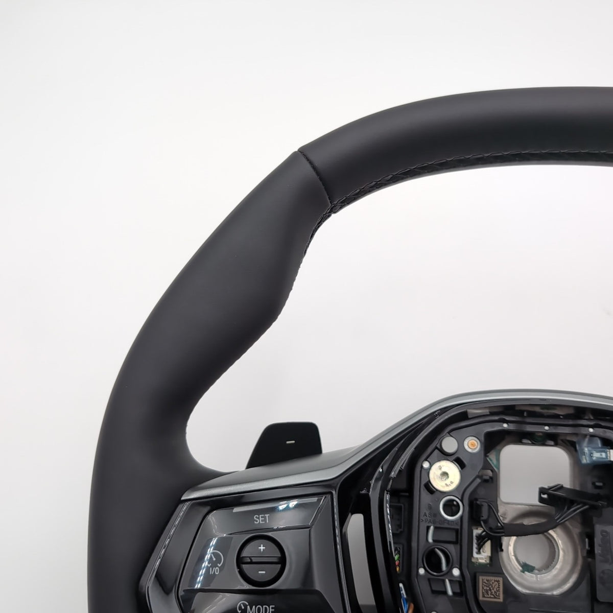 2025 2026 BMW 530i 540i G60 X3 G45 Steering Wheel with Paddle Shifter 5A42E32