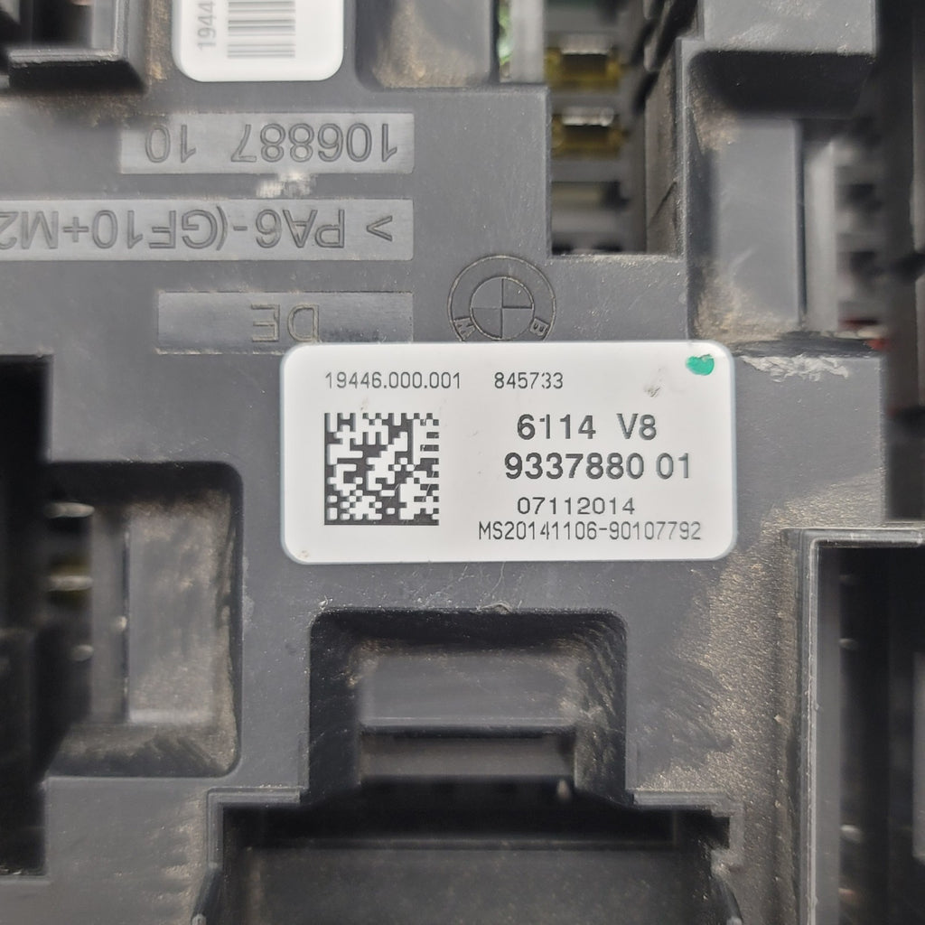 2013- 2016 BMW F30 F32 F34 F36 F80 F82 M3 M4 REAR FUSE RELAY BOX MODULE 9337880