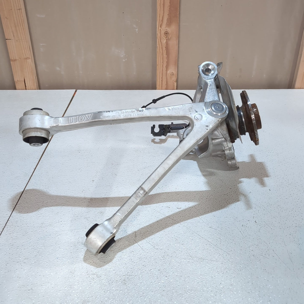 2014 - 2021 BMW i3 I01 Front Left Spindle Knuckle Hub with Control Arm OEM