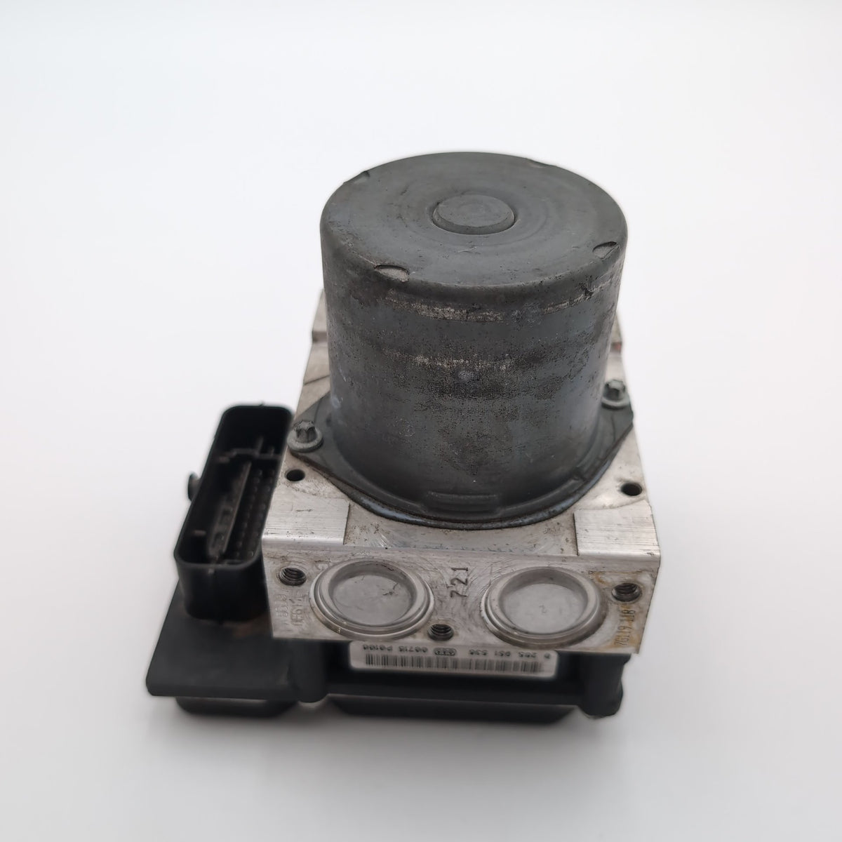 2010 2011 2012 Audi A5 ABS Anti Lock Brake Pump 8K0907379BJ