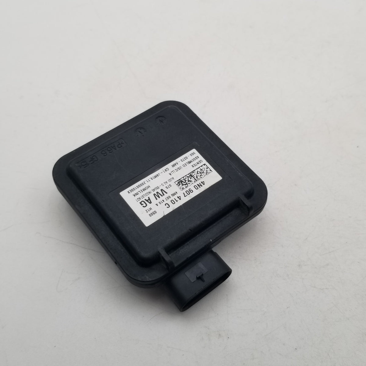 2020- 2023 PORSCHE CAYENNE Homelink Garage DOOR Opener Module 4N0907410C