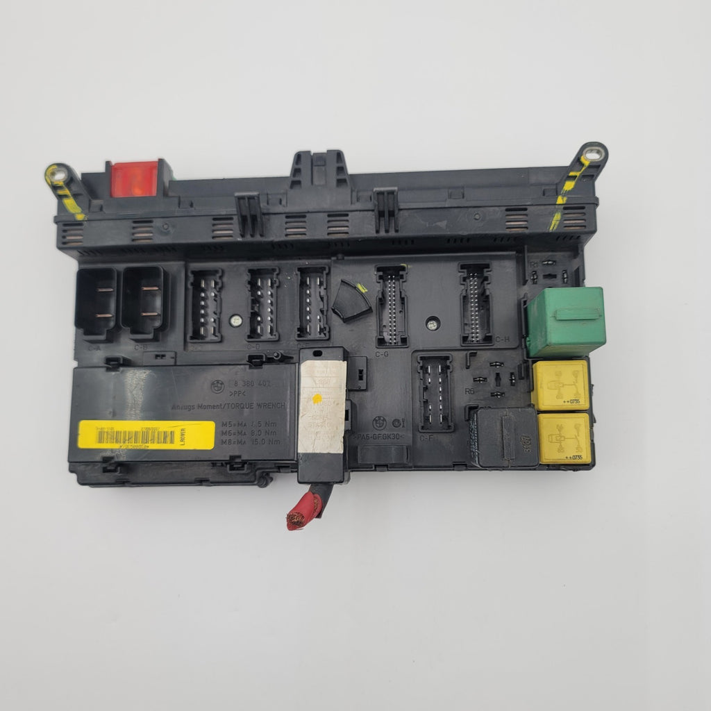 2003 2004 2005 Land Rover L322 FRONT DASH DISTRIBUTION FUSE BOX RELAY 8380407
