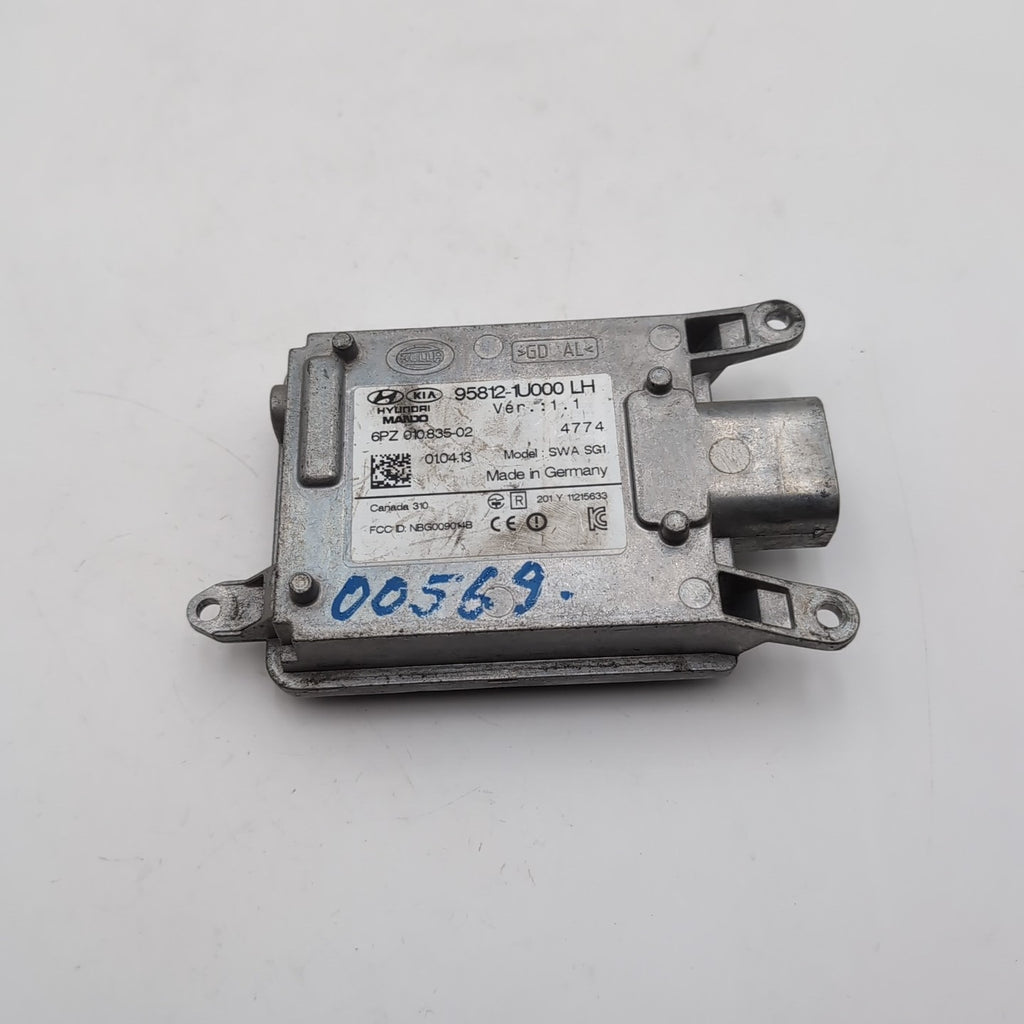 2014 2015 Kia Sorento Left Rear Blind Spot Alert Sensor Radar OEM 95812-1U000