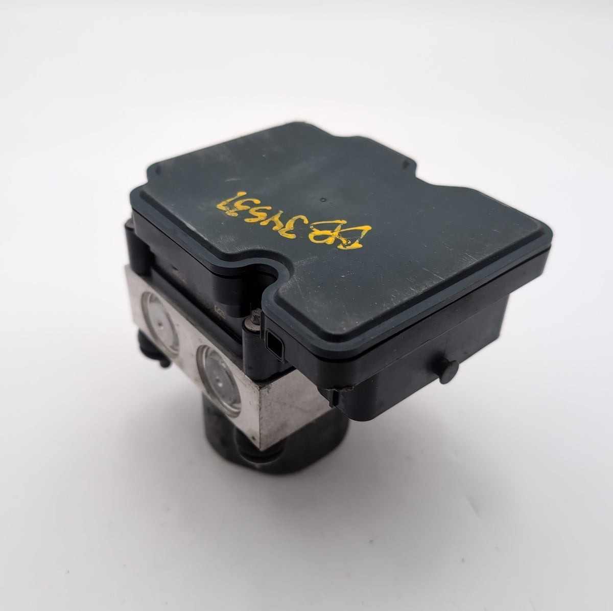 2013 2014 Toyota Camry 2.5L ABS Anti Lock Brake Pump Control Unit 44540-06080