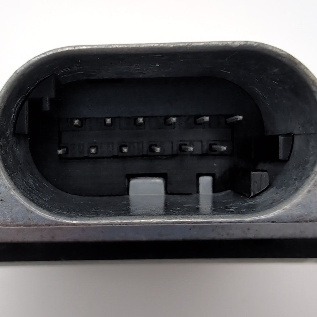 2006-2015 AUDI Q7 REAR RIGHT BLIND SPOT DETECTION SENSOR CONTROL MODULE MONITOR