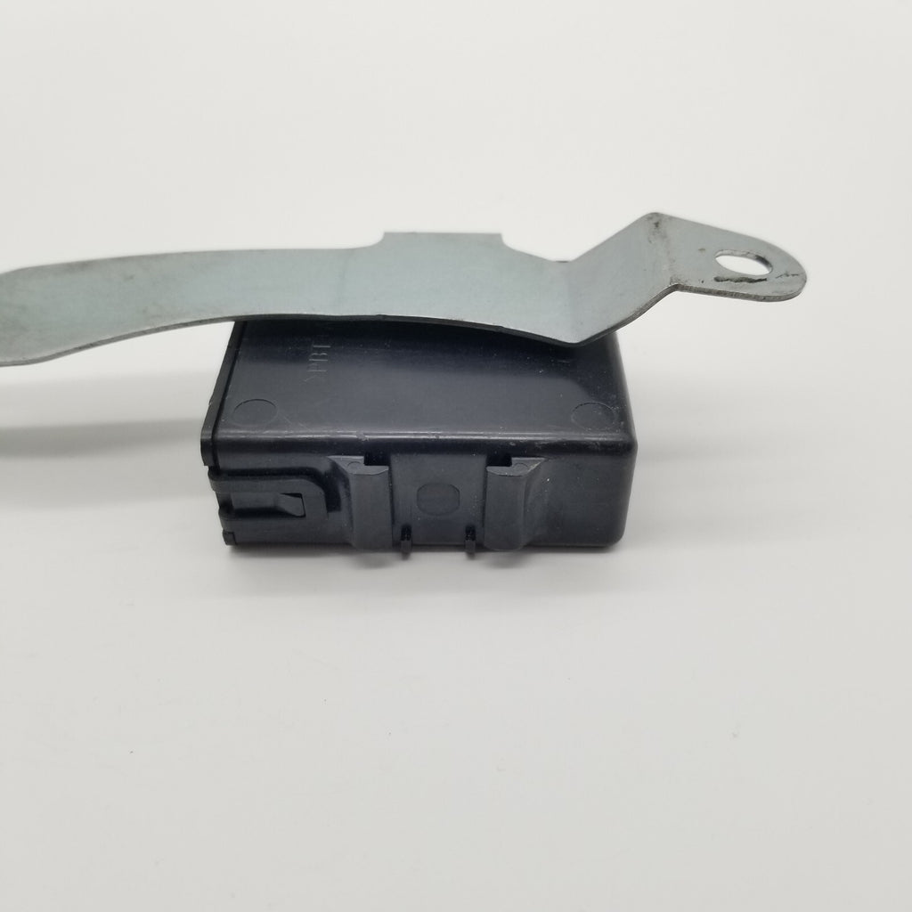 2004- 2009 Toyota Prius Front Door Oscillator Control Module 89991-47010