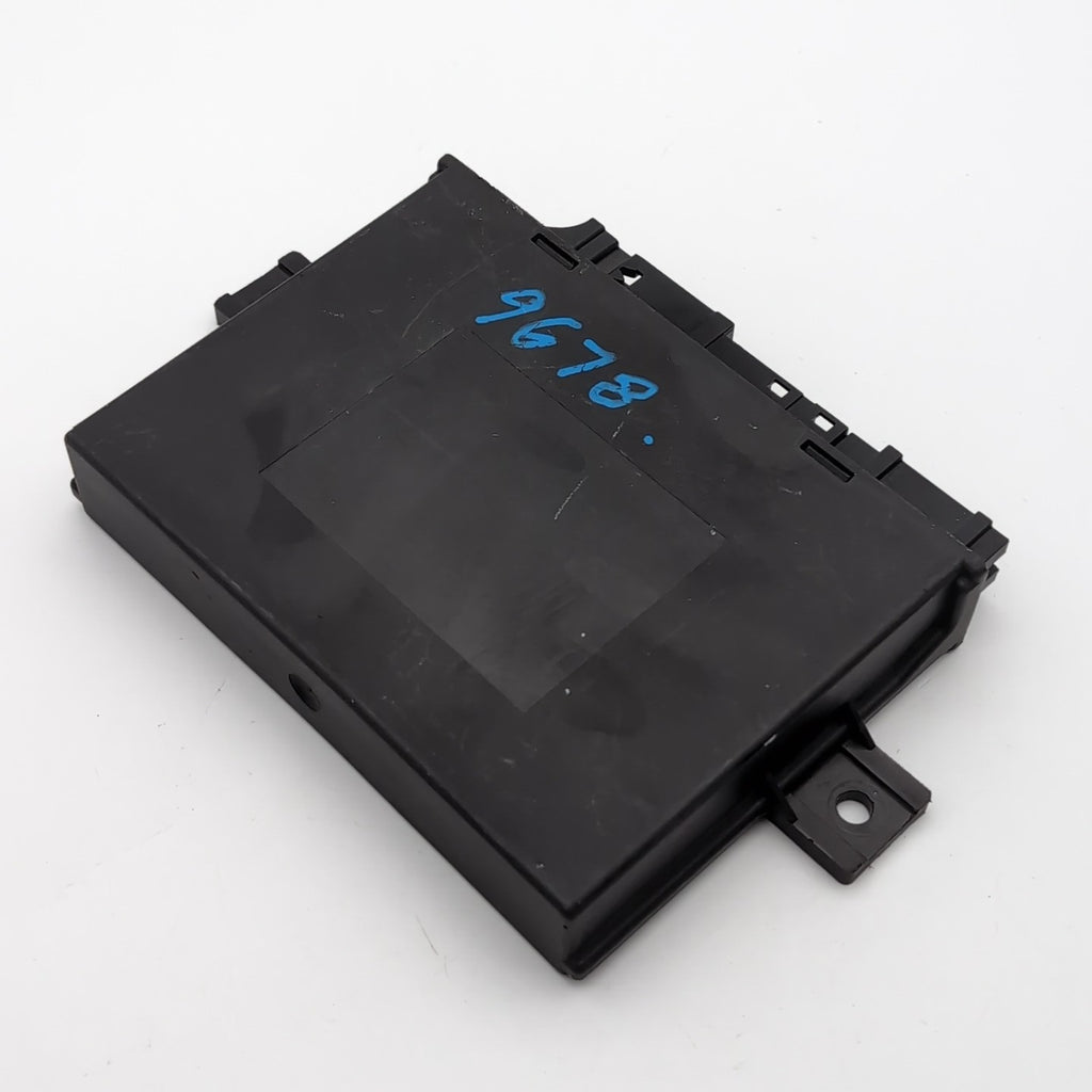 2007- 2010 Mercedes W221 S550 S400 Keyless Go Control Module A2218707392