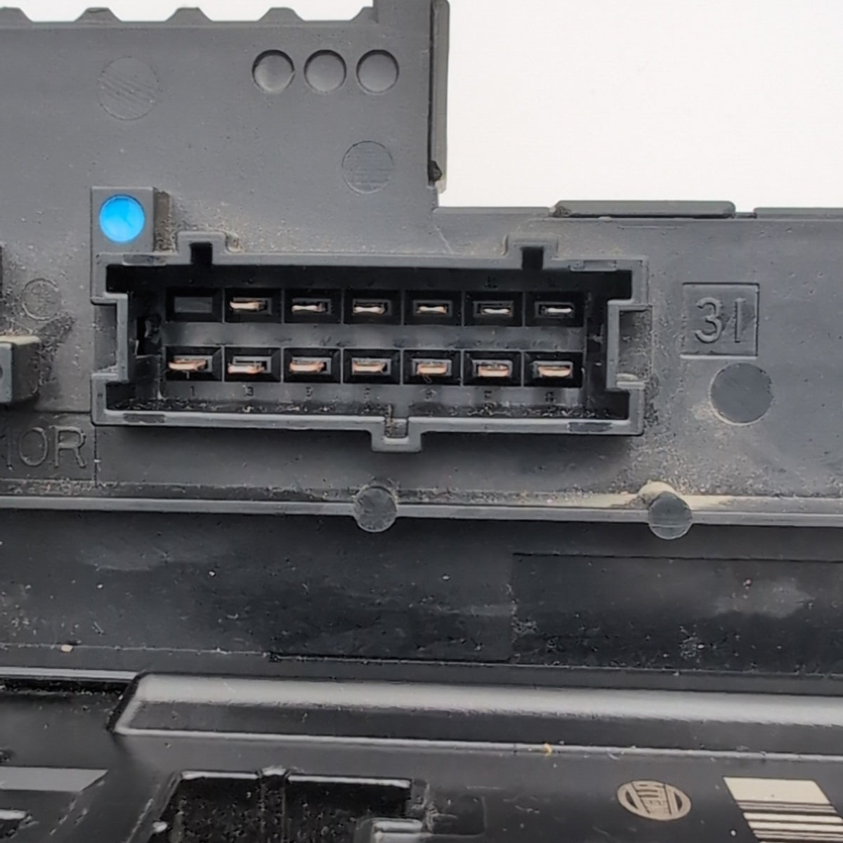 2010- 2018 Mercedes W212 E350 W218 CLS550 Rear SAM Fuse Box Relay Control Unit