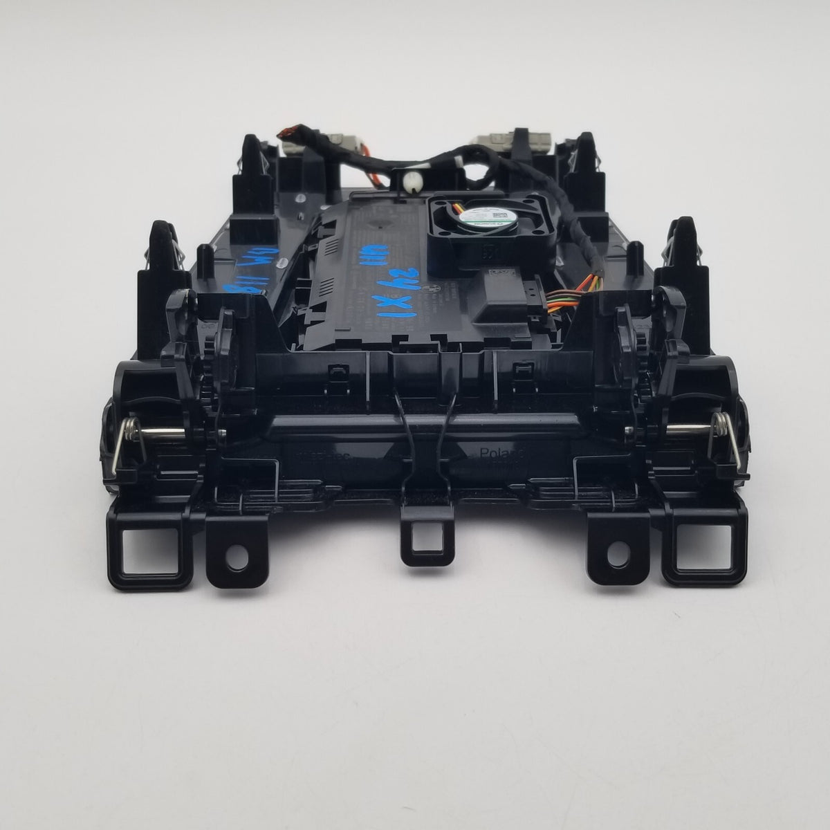 2022 2023 2024 2025 BMW X1 U11 Front Wireless Charging Pad Tray 5A623B0 5A22F51