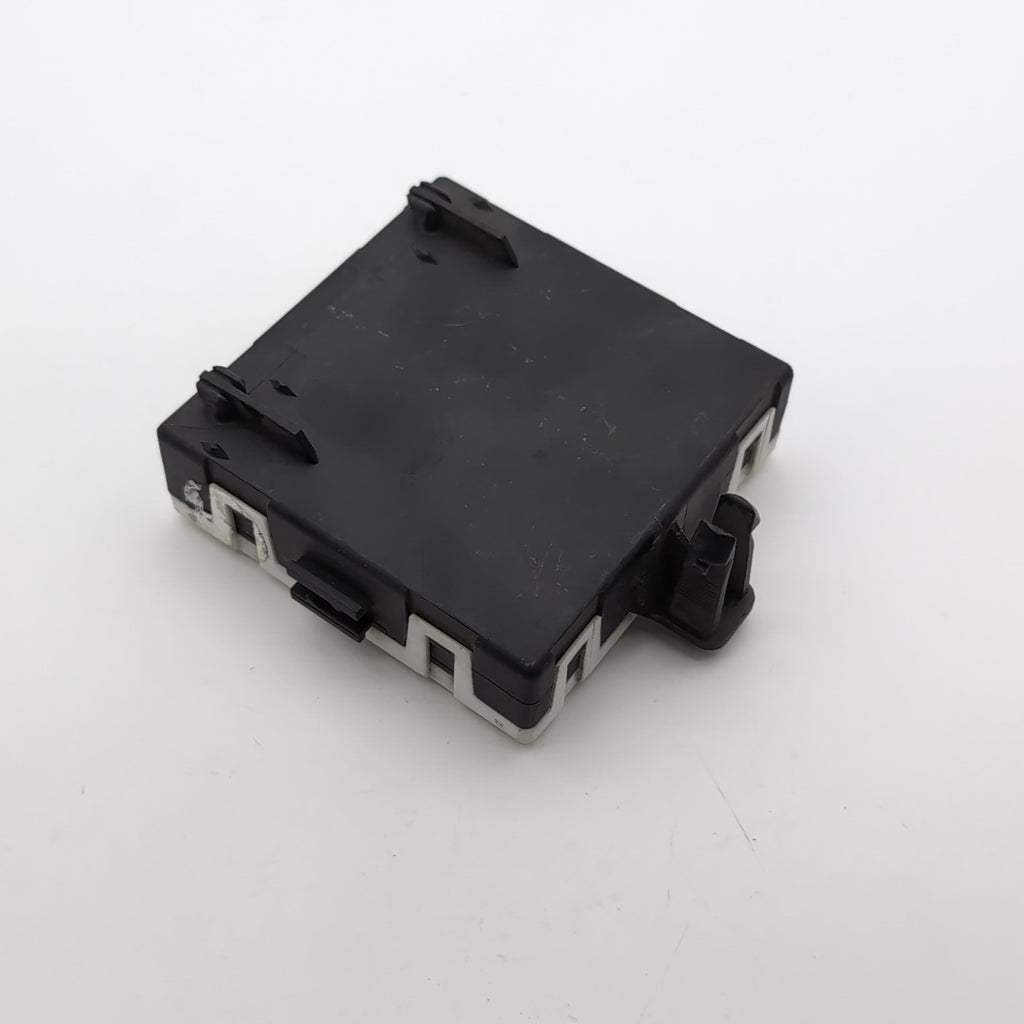 2015- 2020 Mercedes W205 C300 Front Left Driver Door Control Module A2059001211