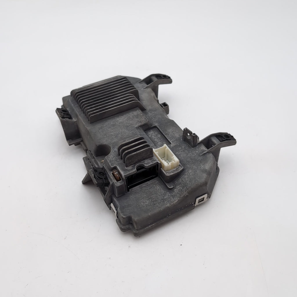 2006 BMW 750i 750Li Rear Compartment Monitor Control Module 6967630